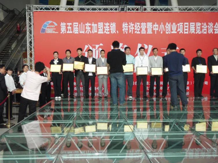 青岛萬祥坤餐饮公司:笃定诚信经营目标倾力烹制营养快餐