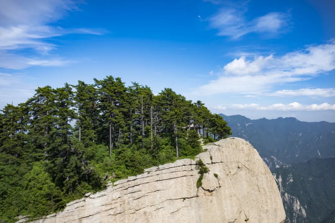 出发！华山就是你向往的“诗和远方”