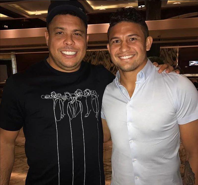 艾克森亚冠表现,艾克森登顶中超历史射手王