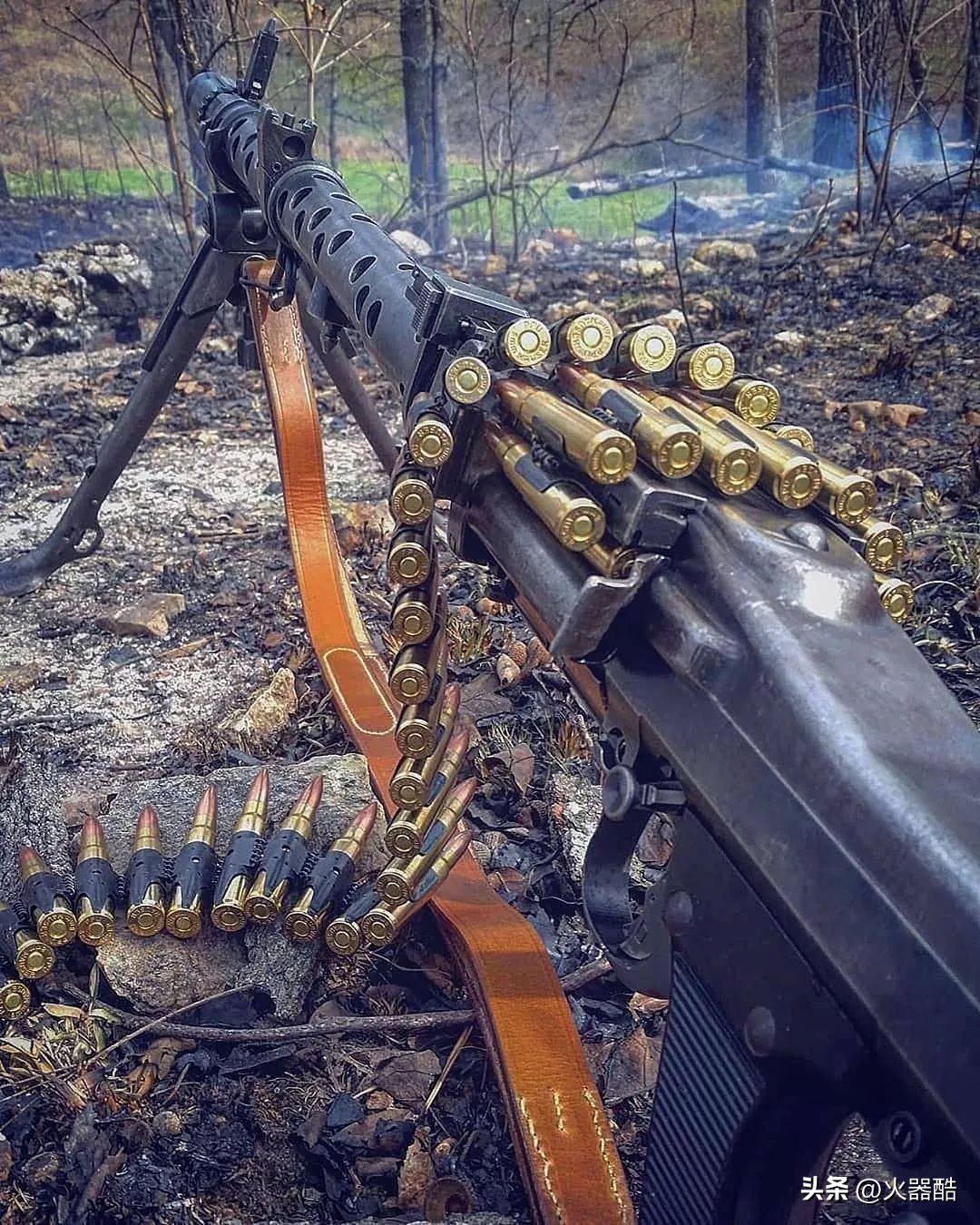 帅气枪械图,最好看的枪械图