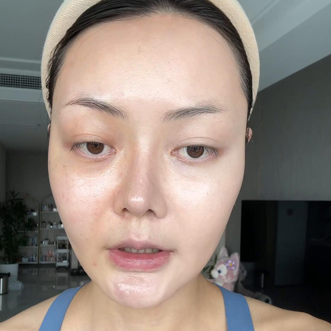 粉底的色号让我想吐槽,原相机的像素让我想吐槽!#化妆vlog