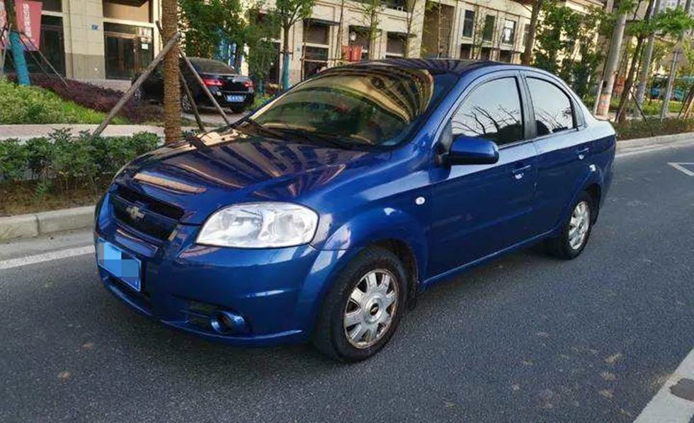 知豆新能源微型汽车续航300公里,丰田普锐斯06年刚出时报价