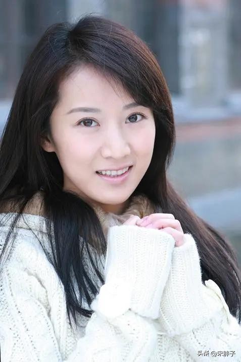 整容后遗症凸显,陈数或成为下一个“蔡明”!