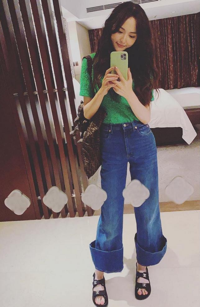 唐嫣在机场时背的焦糖色包,唐嫣曾经用过哪些包包