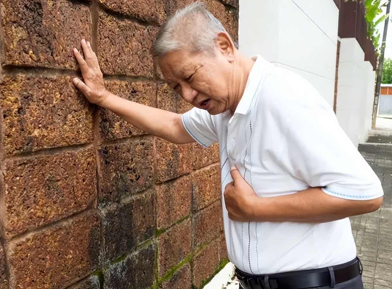 胸口沉闷隐痛是怎么回事,胸口疼胸闷检查没事是什么原因