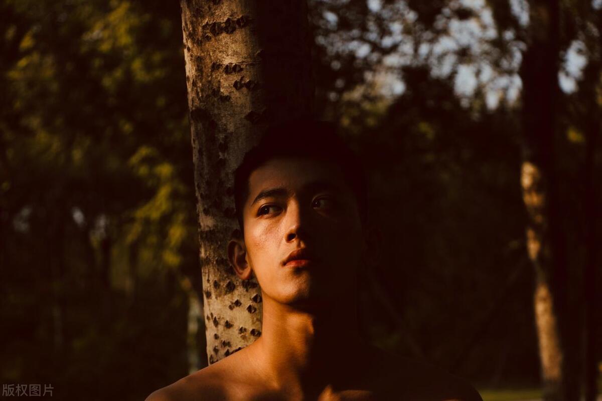 如何通过*今条头日**赚钱，要不躺平，要不赚钱，最舒服的是躺平赚钱