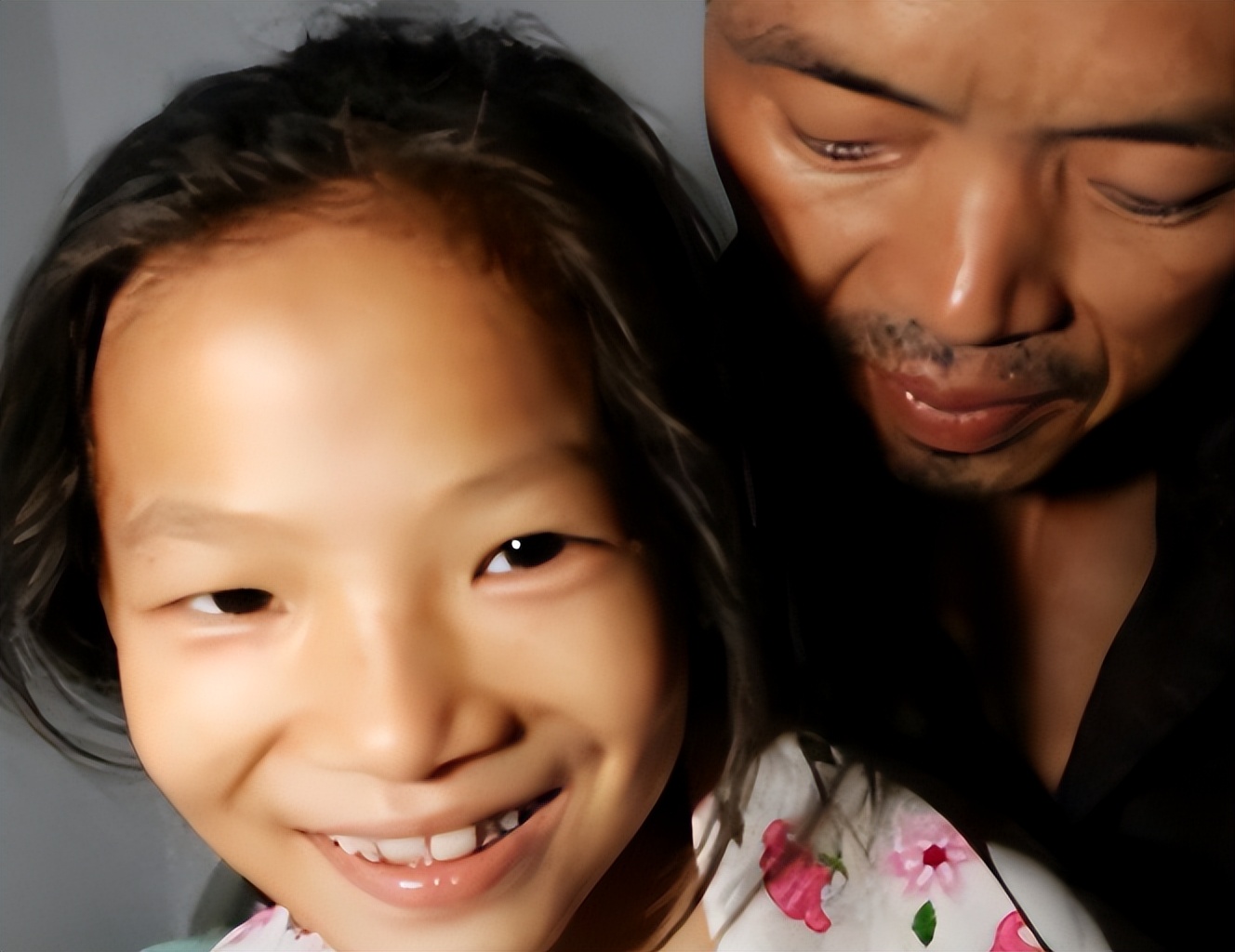 18岁患癌女孩临终遗言,女孩患癌18年一直坚持治愈成功