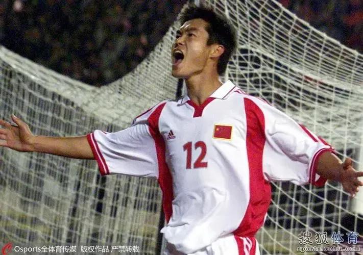 球迷谈论国足失利演讲,球迷对国足1比3的愤怒