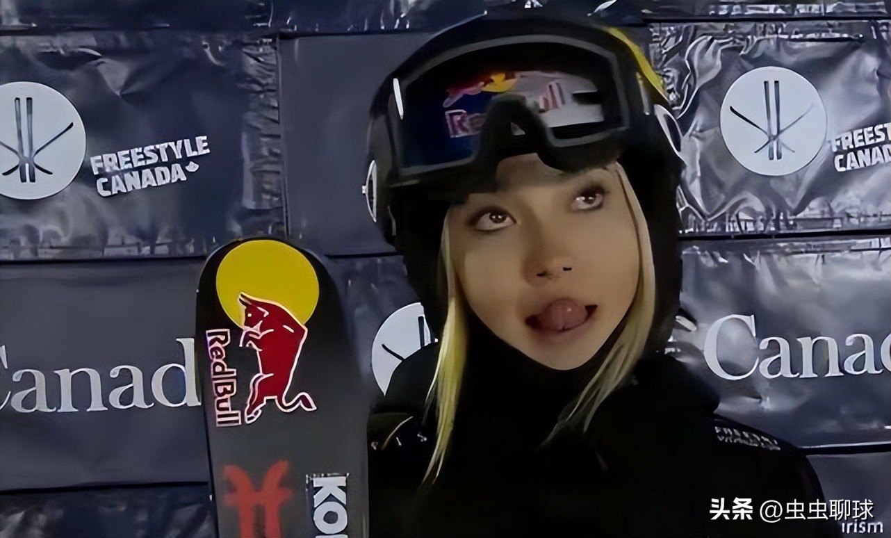 谷爱凌搞笑的瞬间,外国人评价谷爱凌滑雪夺冠视频