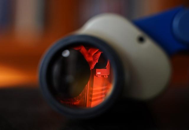 俄罗斯进口望远镜怎么分辨正品,俄罗斯望远镜哪种最好