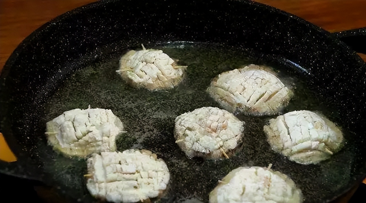 蘑菇搭配什么做汤辅食,蘑菇配什么菜好吃呢