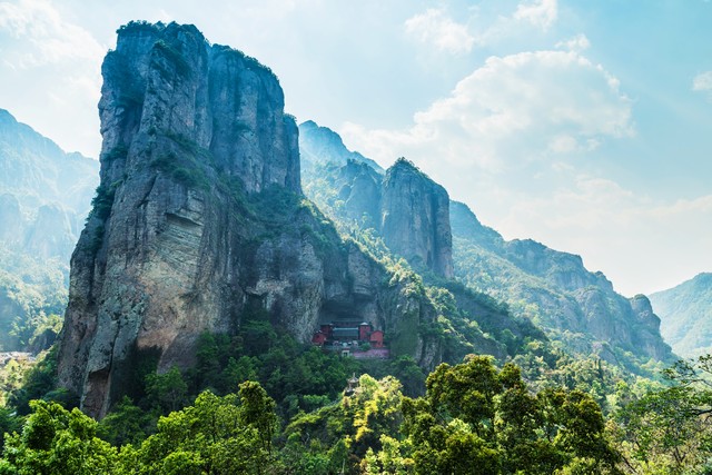 浙江最值得去的旅游景点排名,浙江旅游必去十大景点排名最新