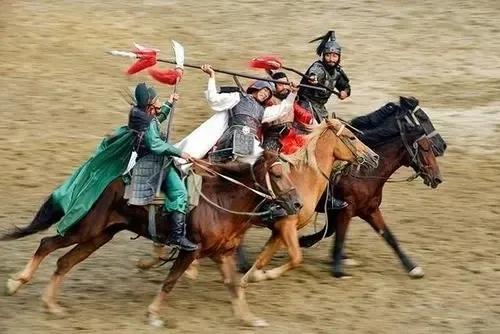 为什么关羽死后赤兔马也死了,关羽死后赤兔马到哪了