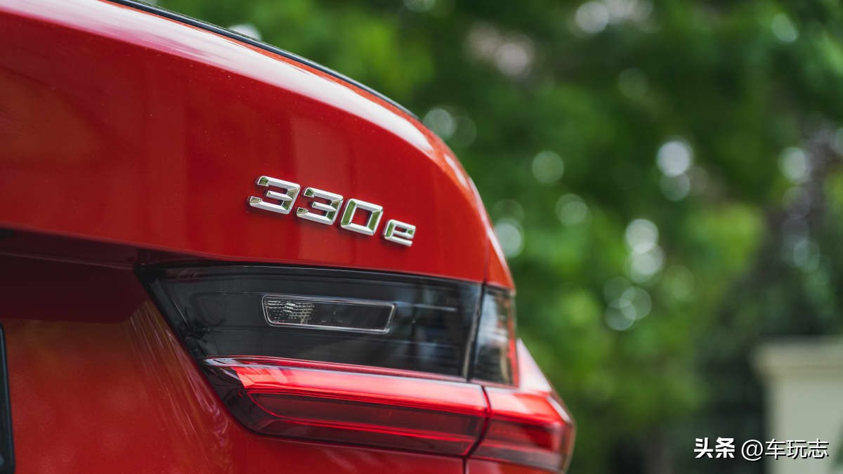 2022宝马3系330im,2023款宝马3系330i
