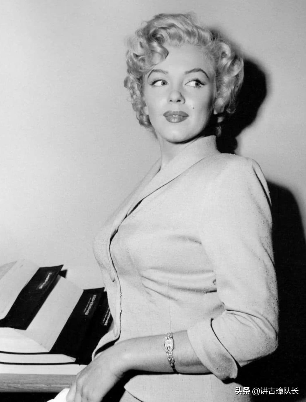 玛丽莲梦露最新写真,玛丽莲梦露为何是男人心中的女神