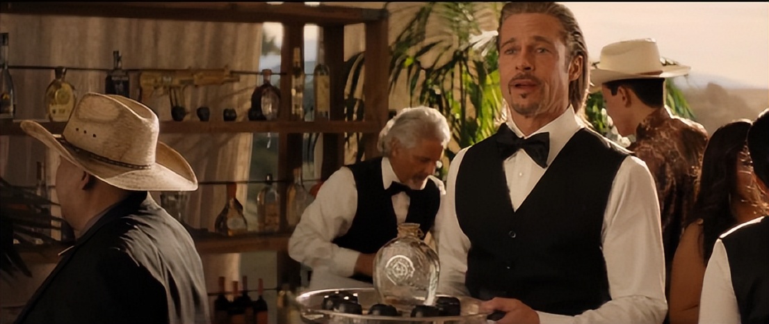 这部“R级片”，票房已破15亿，细扒这部电影，剧情画面太抓眼球