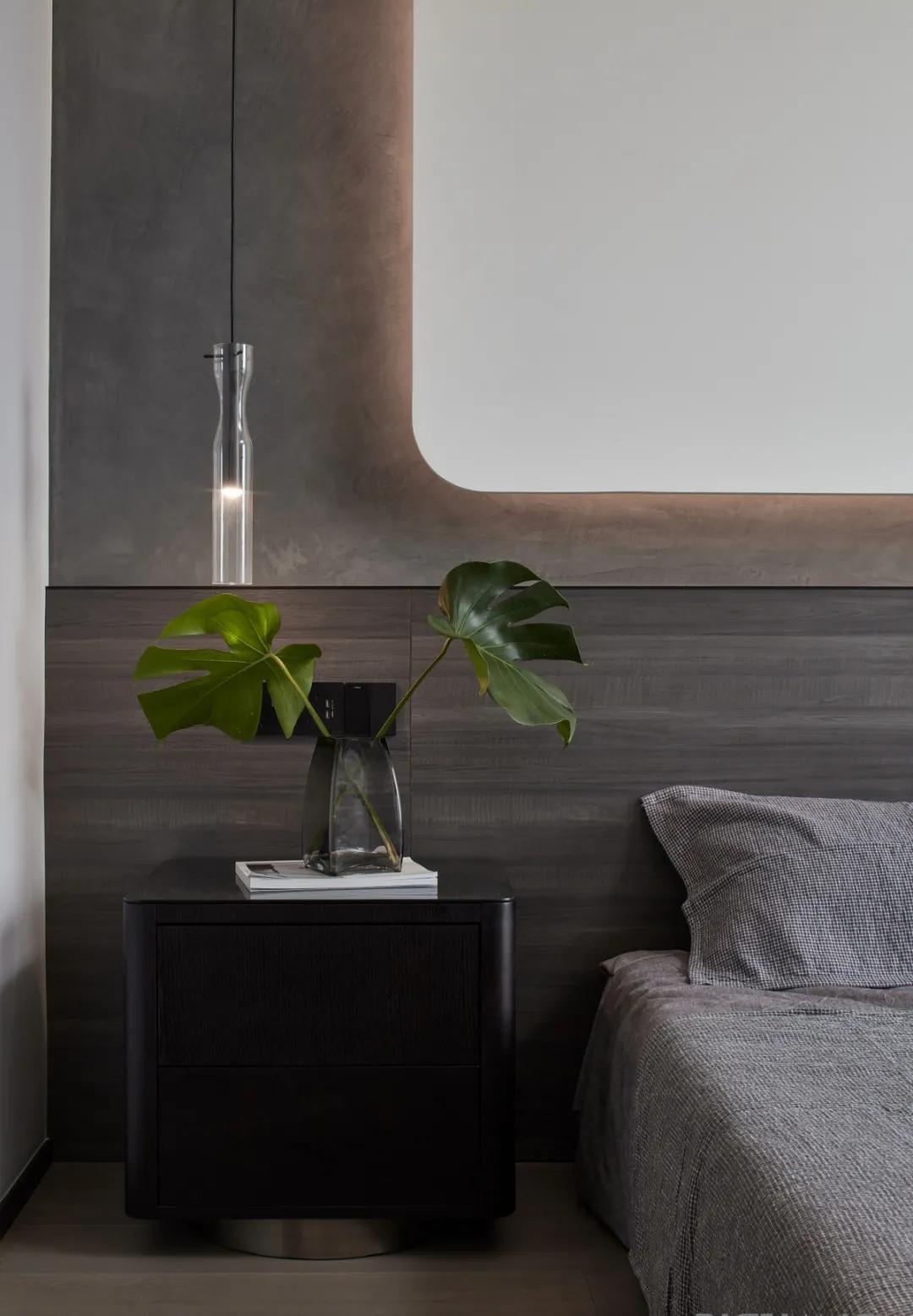 酷飒不冰冷，工业风也可以温暖轻奢