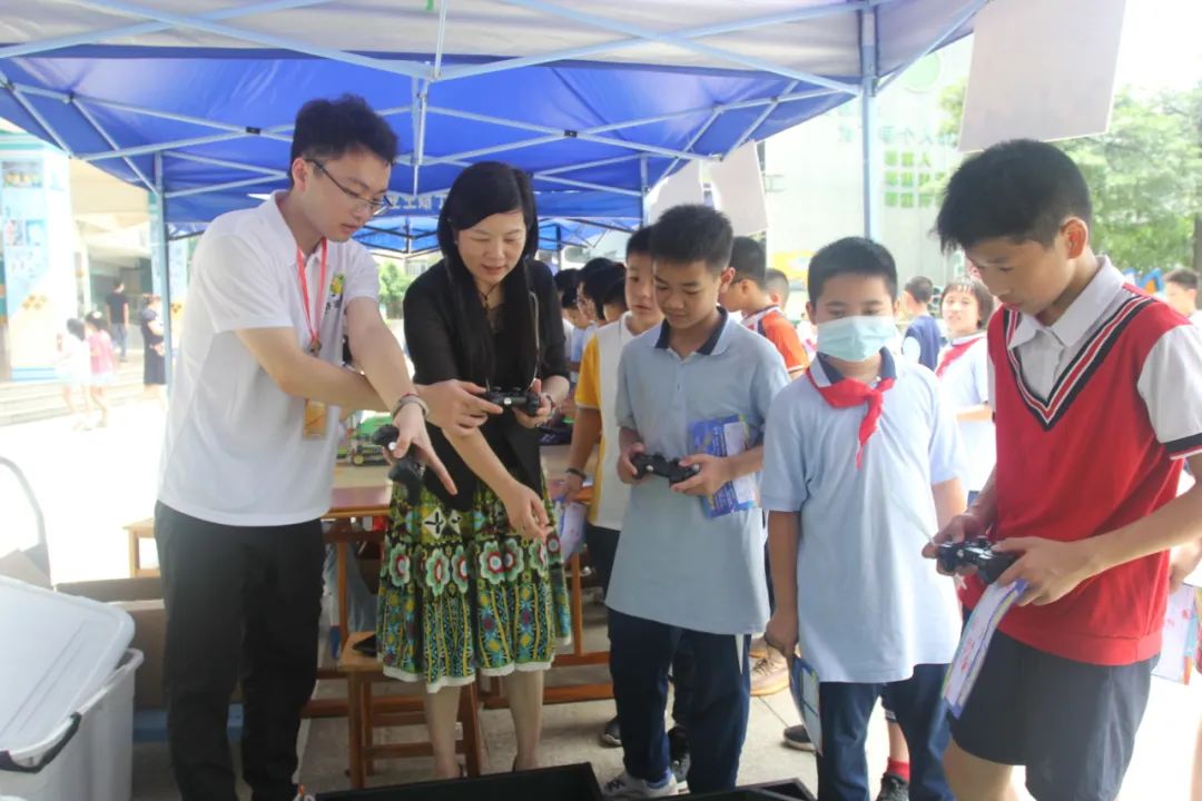 童心未泯欢度六一,童心向党放飞梦想六一儿童节