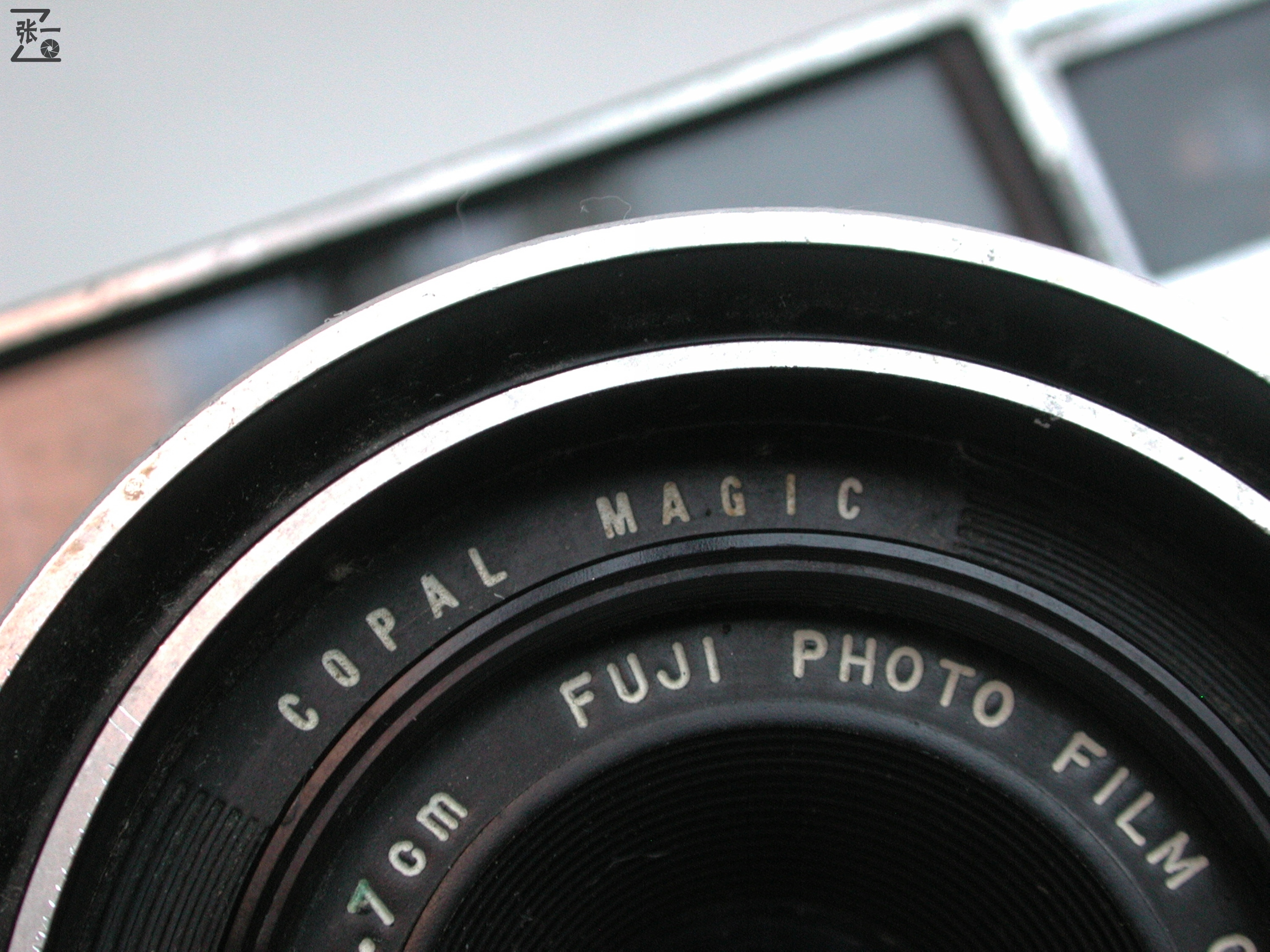 倒片旋钮在机身侧面的日本Fujica35Auto-M旁轴相机!1962年问世