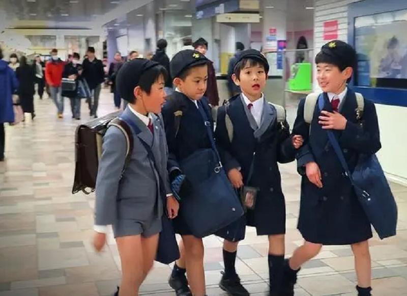 日本人迁移到中国哪里建学校,日本转校生来中国上学