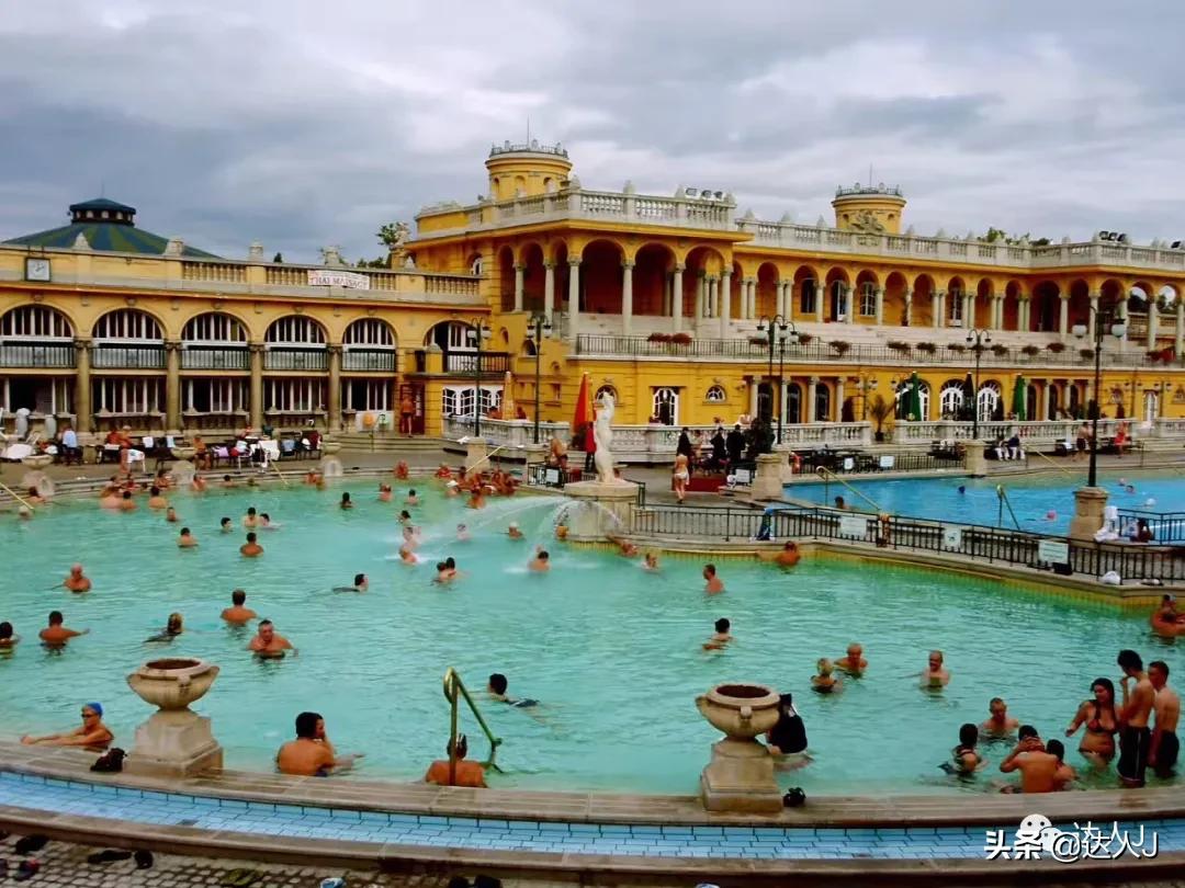 世界各地泡温泉,各个国家泡温泉