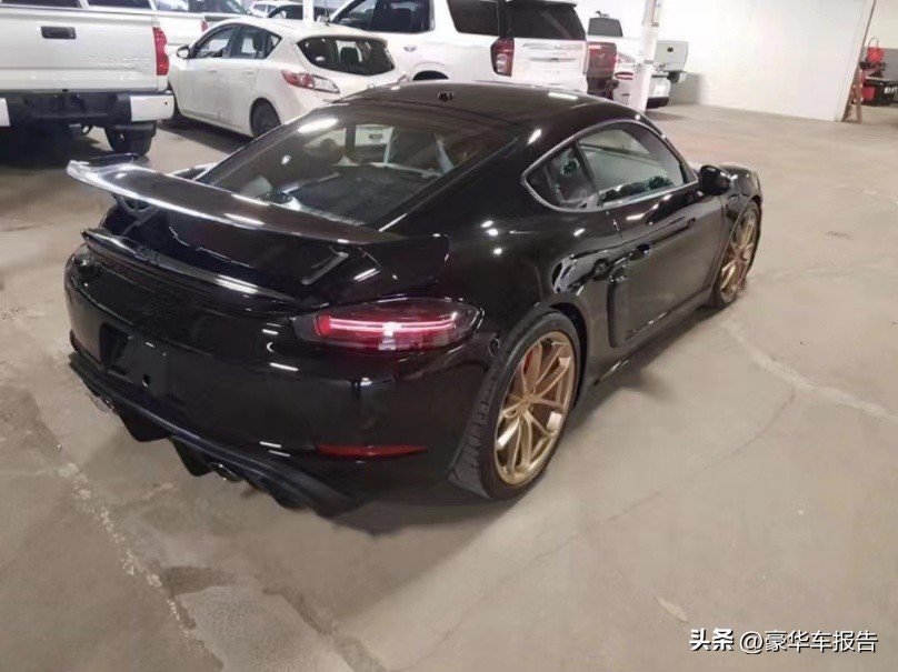 比新车便宜3万的二手车,奔驰宝马保时捷哪款车比较好