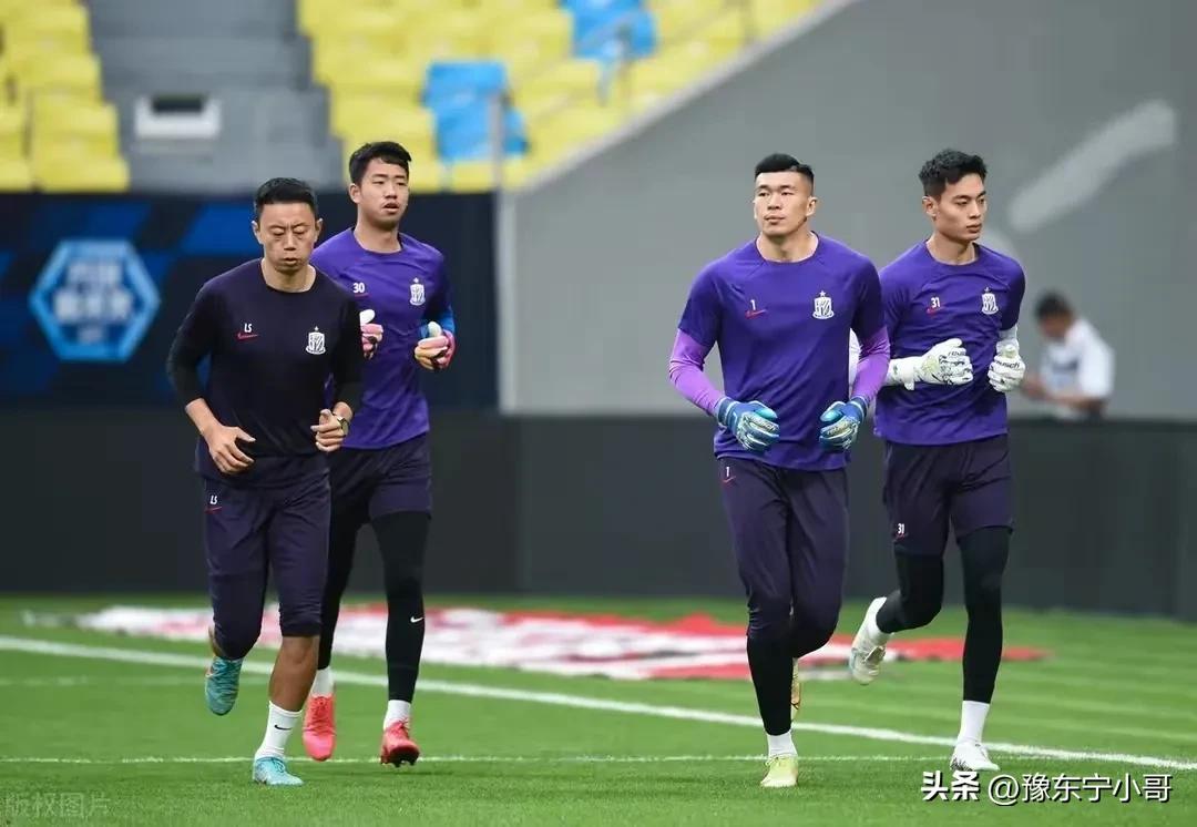 申花门将禁赛五场,中原球队迎来赢球良机,或许在上海滩带走三分