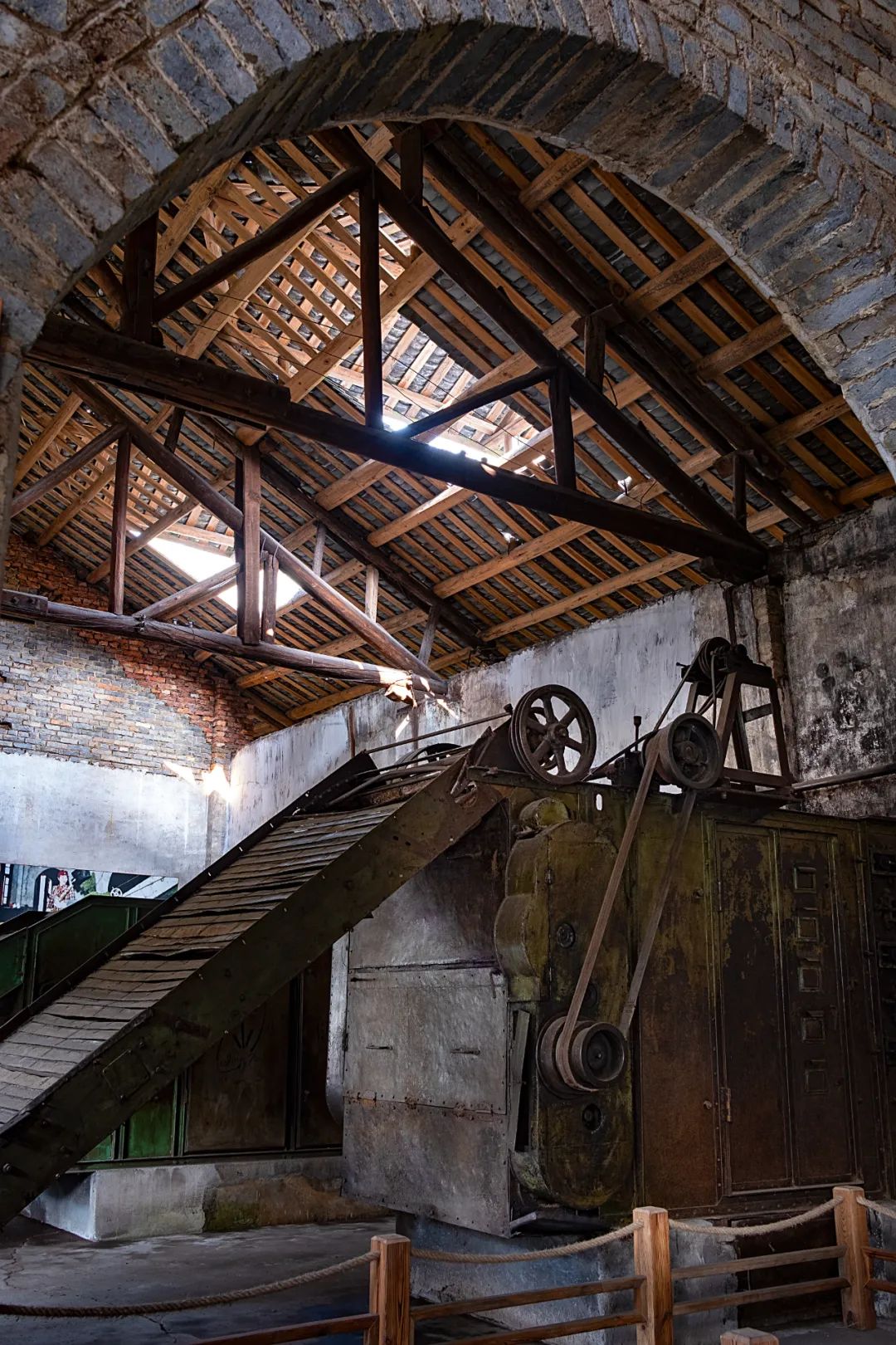 怎样快速认识中国地形山脉,怎么从头到尾了解中国的所有历史