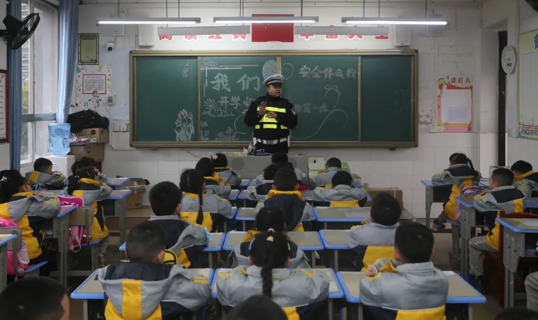 一校一方案保学生安全返校,贵阳市云岩区一小学