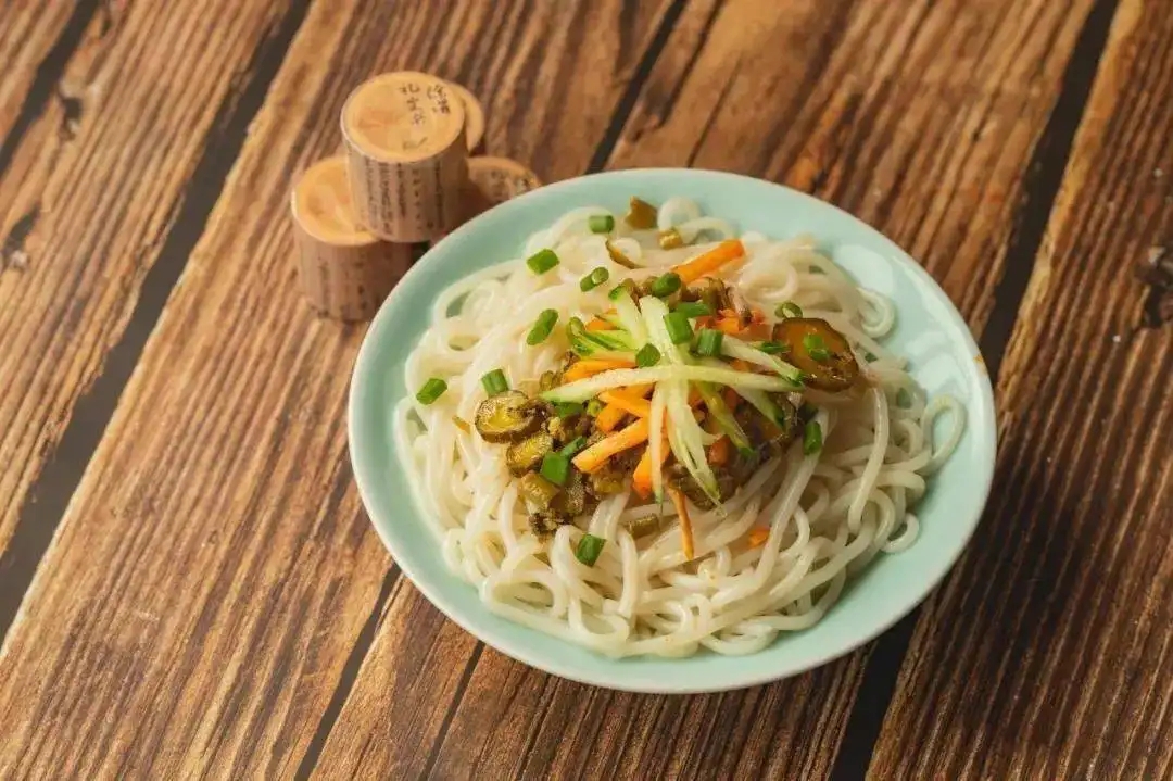 吃遍苏杭不如它，浙江这座温泉名城才是真正的吃货天堂