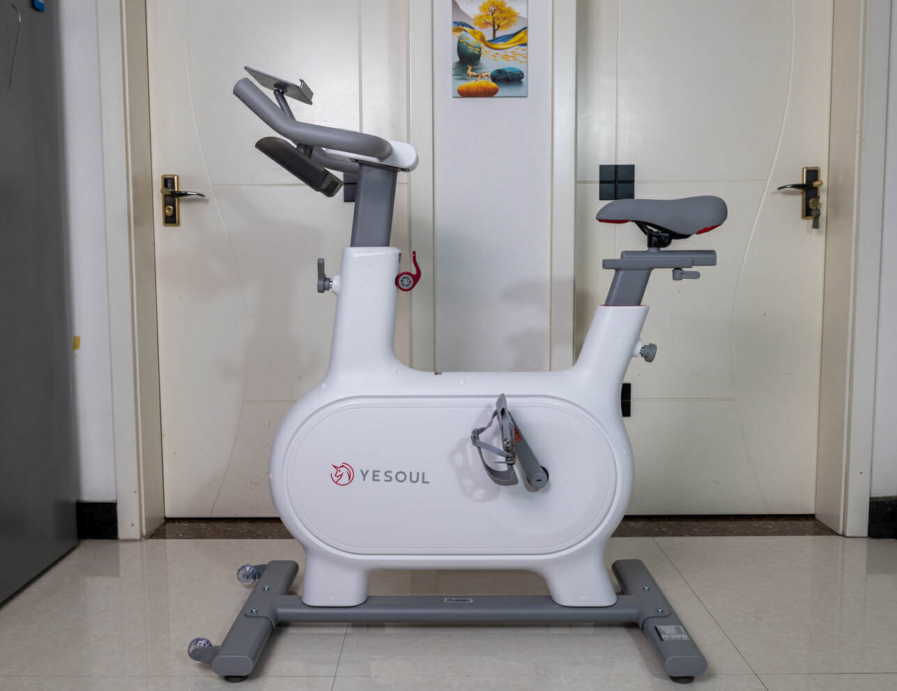 野小兽动感单车m1ev和m2什么区别,高效低冲击燃脂