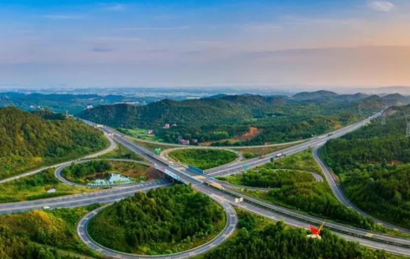 高速拆除路标指示牌视频,安装高速限速标志