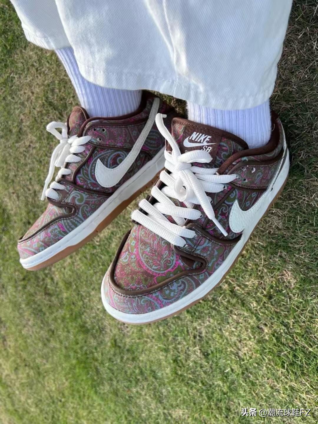 dunk腰果花每双都一样吗,sbdunk棕白腰果花撕撕乐
