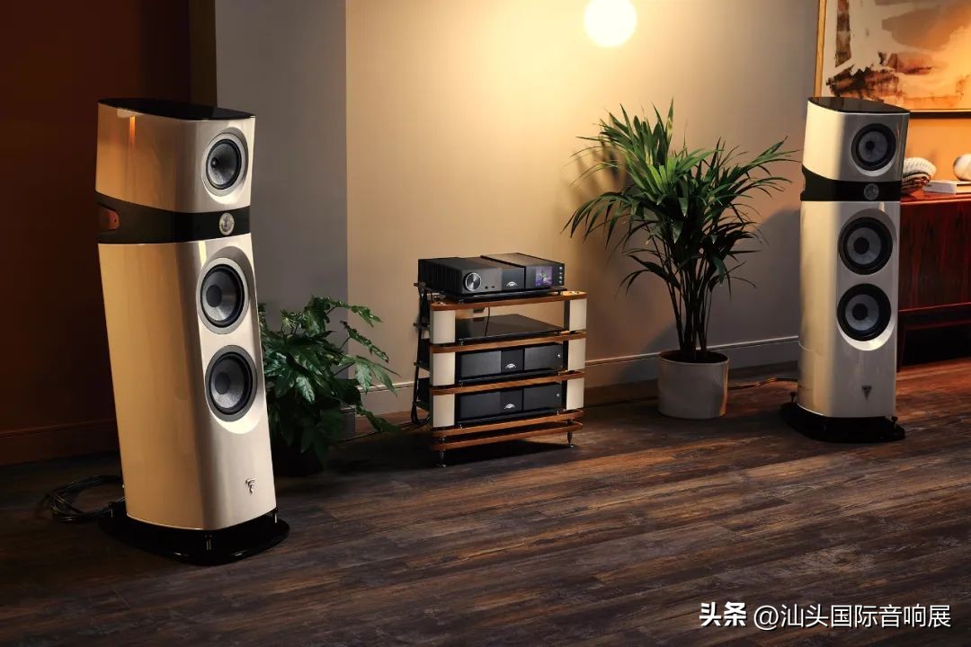 铭明可以靠颜值吃饭，偏要以技术说话——英国Naim新经典系列