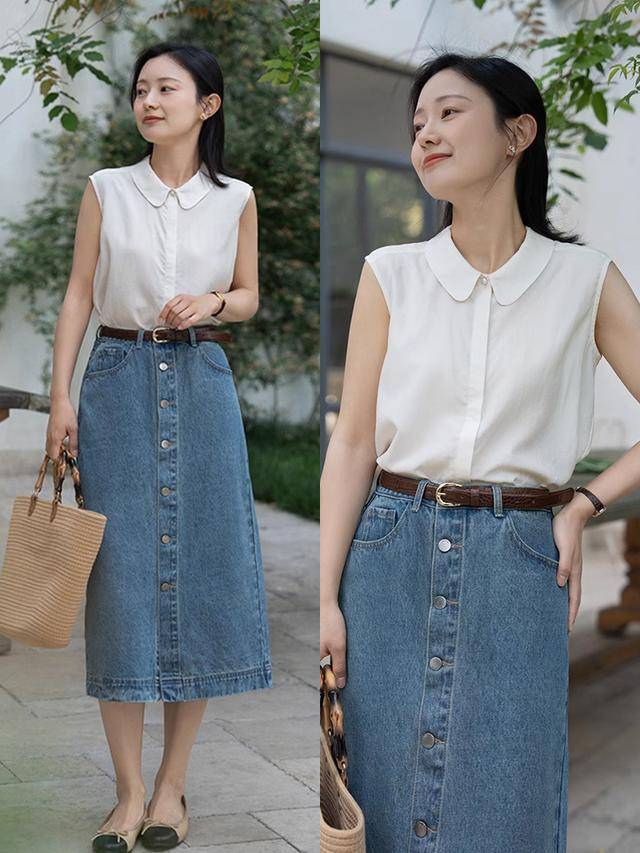 白色小背心搭配浅色牛仔裤，端庄秀丽，尽显温婉贤淑的时尚范