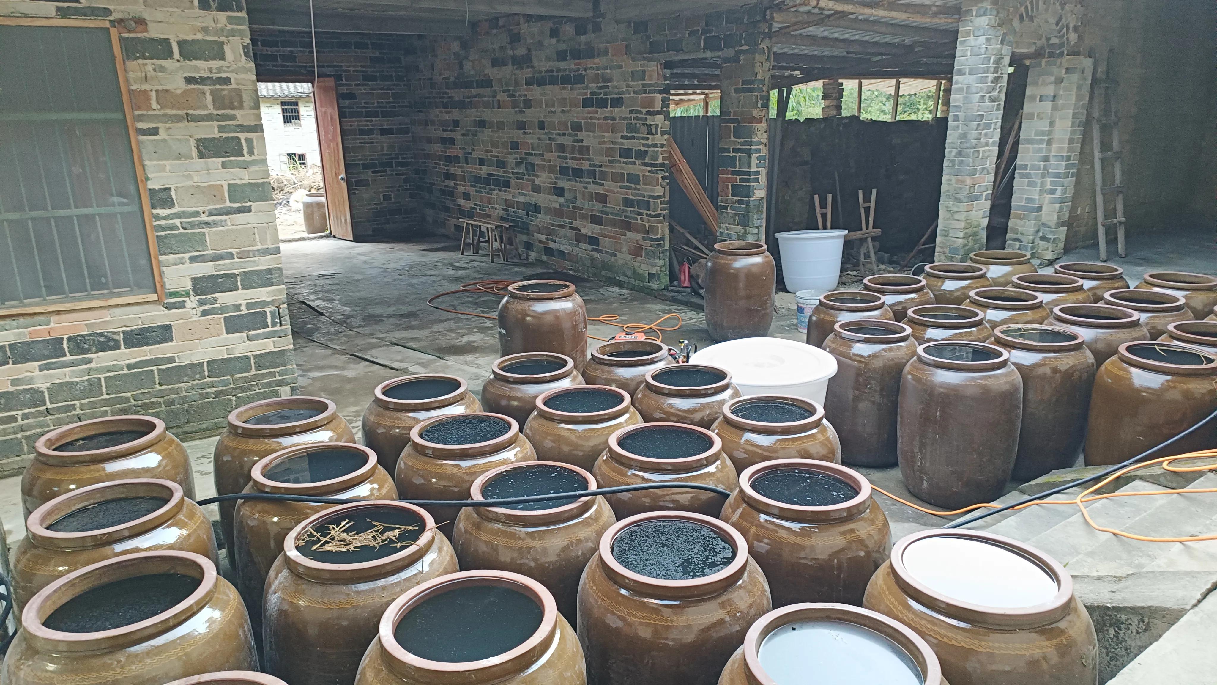 纯粮酿造茅台镇白酒,自家酿的土酒茅台