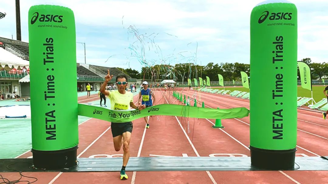 亚瑟士跑鞋国内哪个好,亚瑟士跑鞋是哪里的品牌