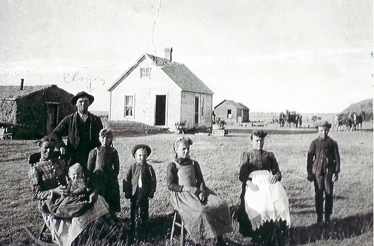 巨人安德雷力气有多大,巨人安德雷视频