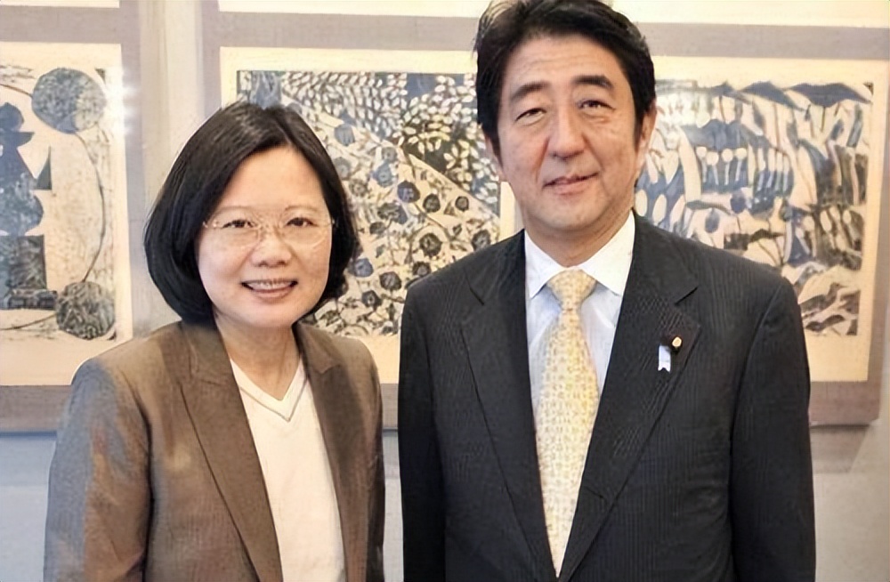 蔡英文身世彻底曝光，父亲是铁杆汉奸，哥哥有日本血统