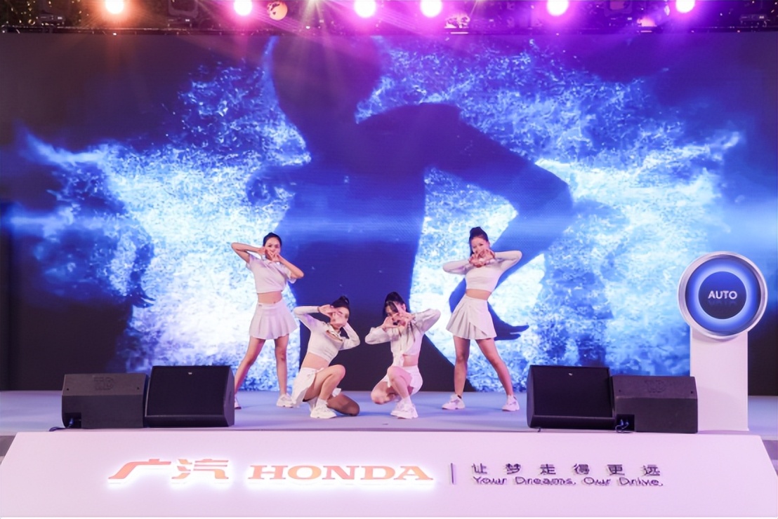 全新雅阁正式上市,全新雅阁今日上市