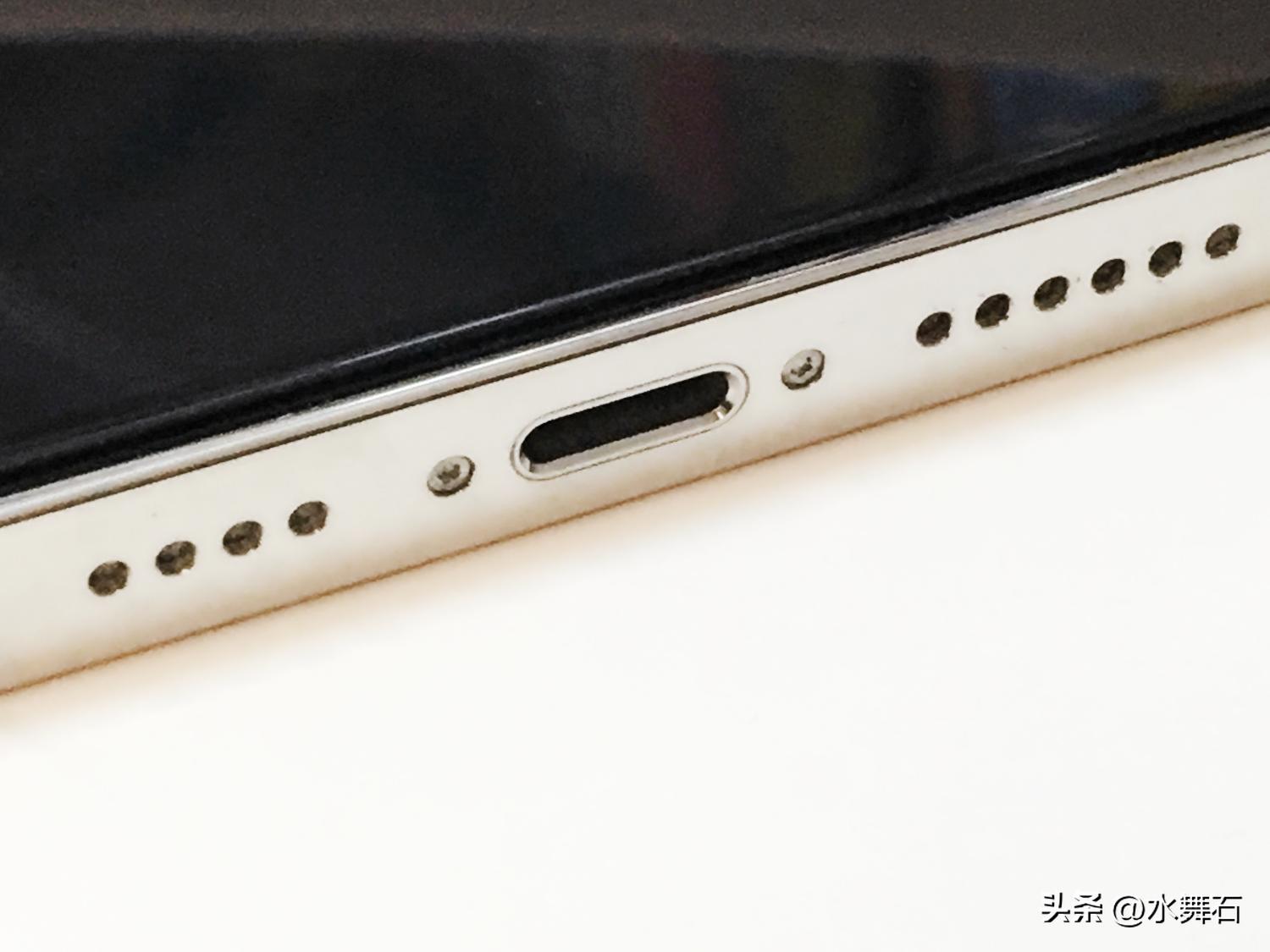 刚买没多久的苹果为什么开不了机,苹果手机突然开不了机了返厂维修