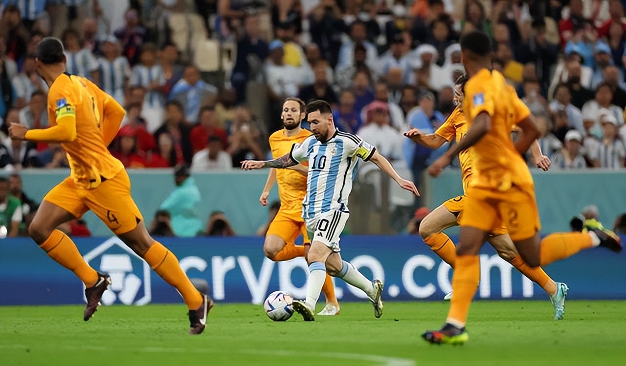 梅西世界杯比赛直播回放,梅西5战拜仁4球