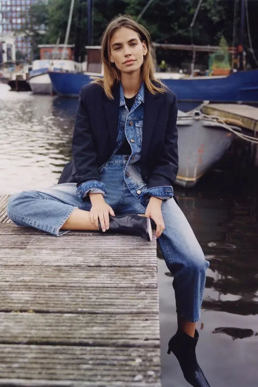 牛仔外套适合春天穿吗,春天必备牛仔外套