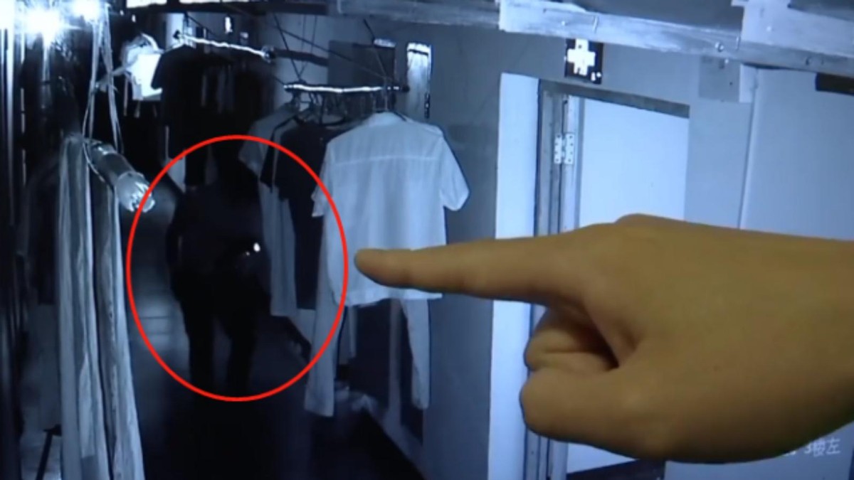 贵州中学12岁少女惨遭轮奸,所有同学视而不见,现场惨不忍睹!