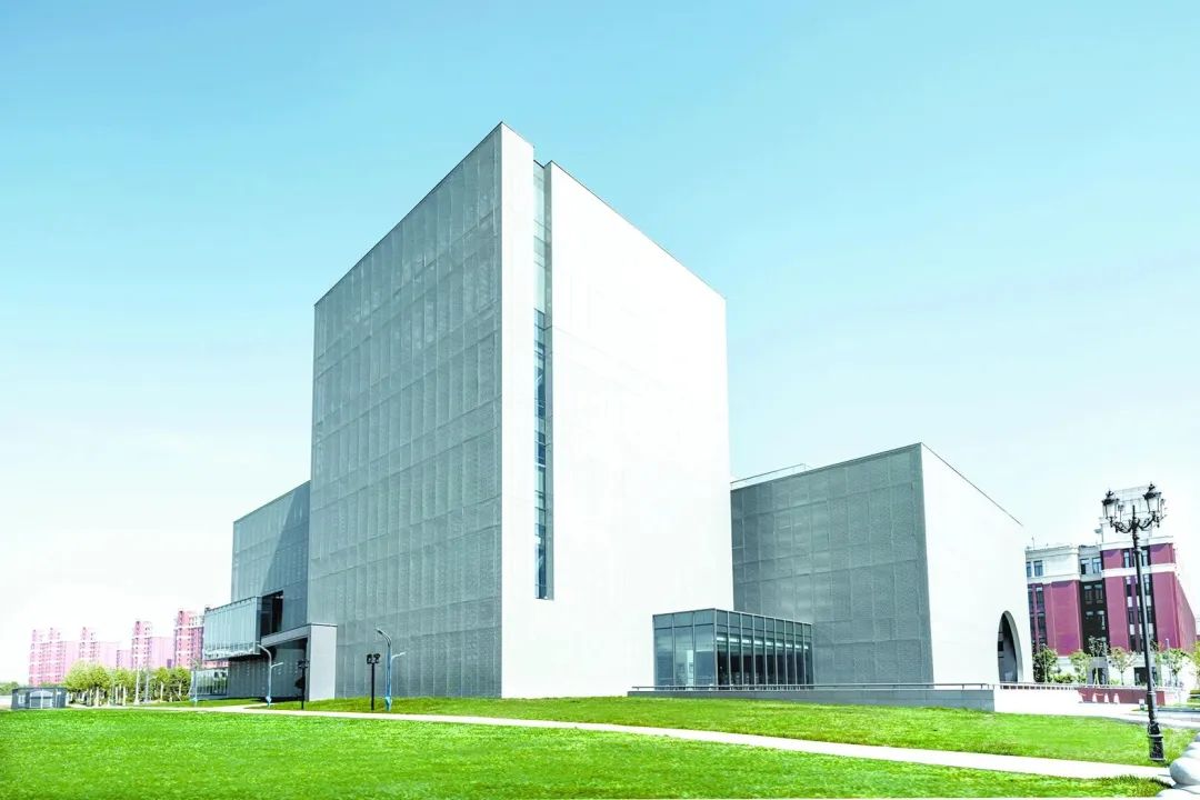 鲁班奖属于中国建筑的最高奖项吗,鲁班奖是中国建筑行业最高奖项