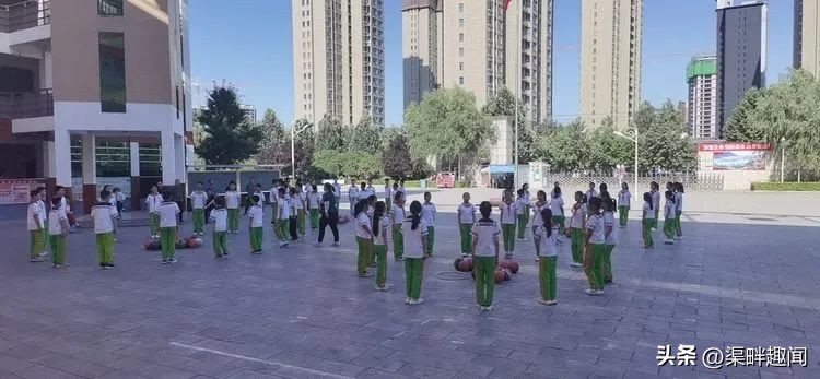 聚焦课堂共促成长,聚焦课堂展风采