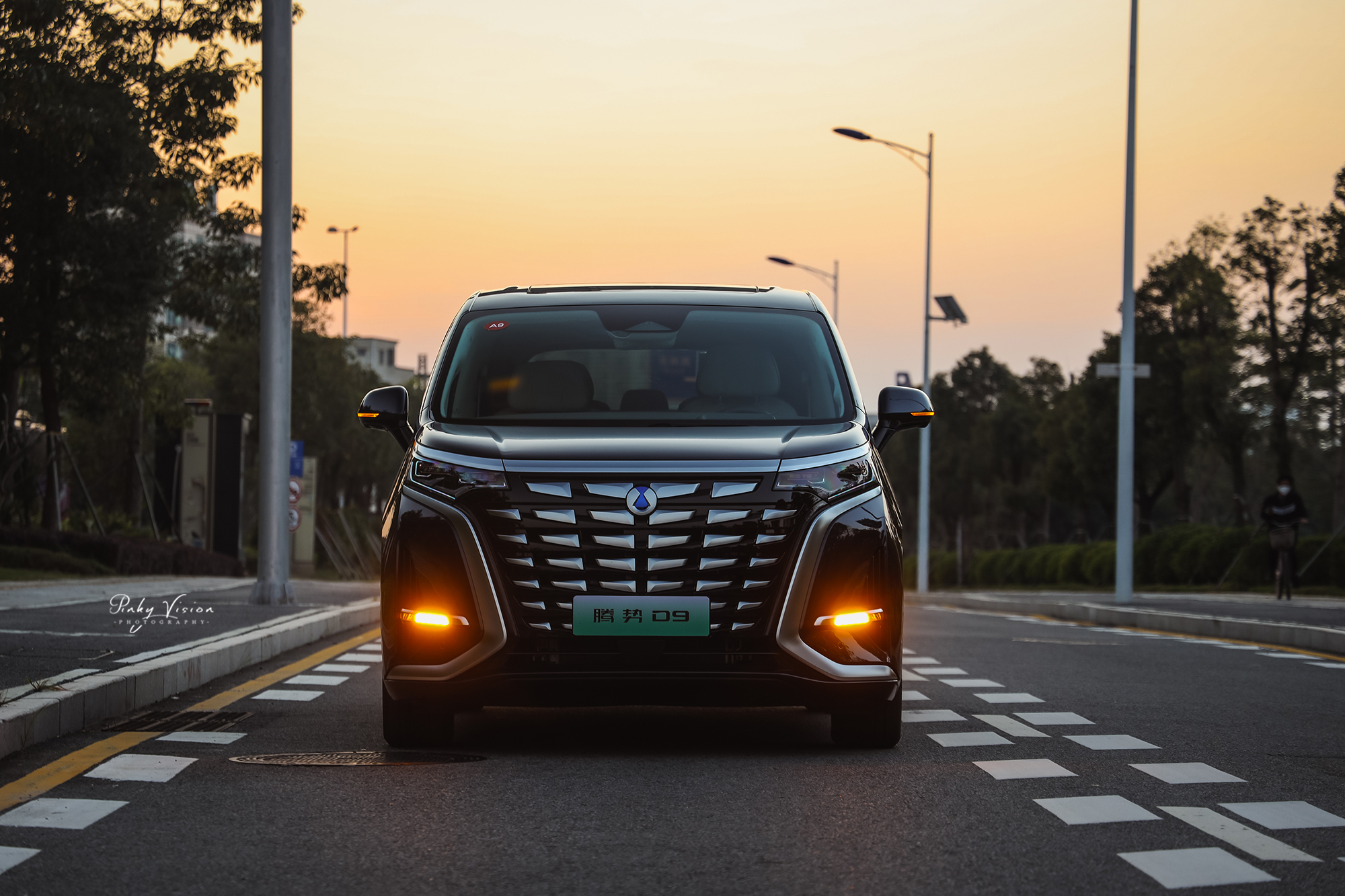 腾势d9自动辅助驾驶试驾,腾势d9dm-i试驾视频