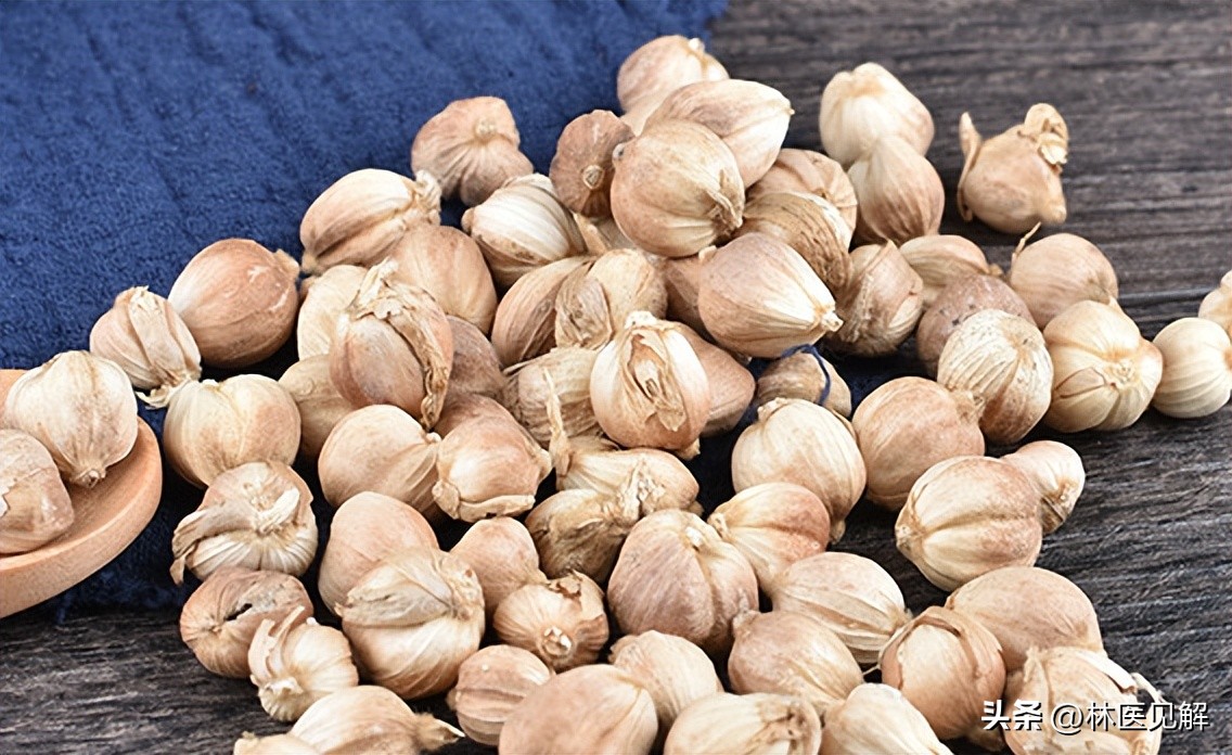 湿热下注膀胱引起前列腺炎的药方,中医治疗前列腺炎以利尿通淋为主