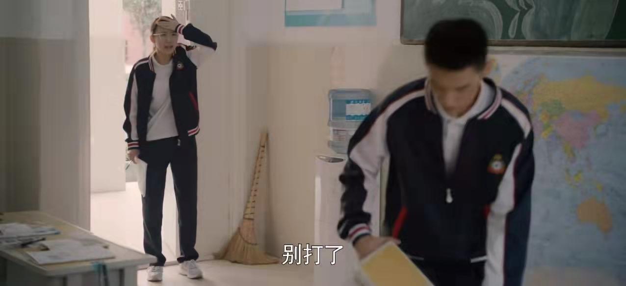 特战荣耀燕破岳和刘招弟什么关系,特战荣耀燕破岳被俘虏谁救了他