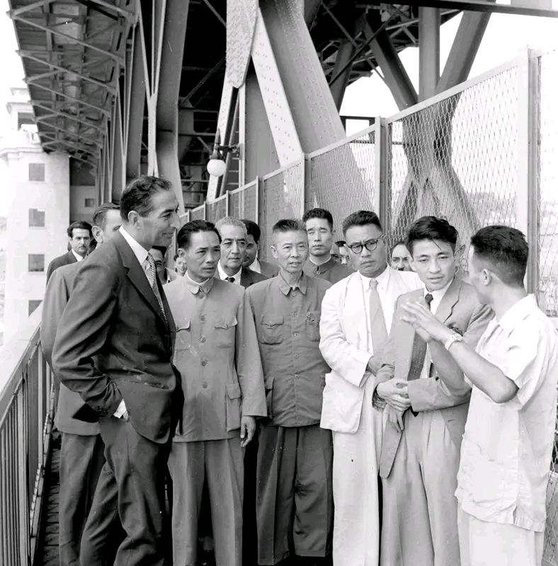 中原突围的部队后来归为哪里,中原突围最悲壮的一次